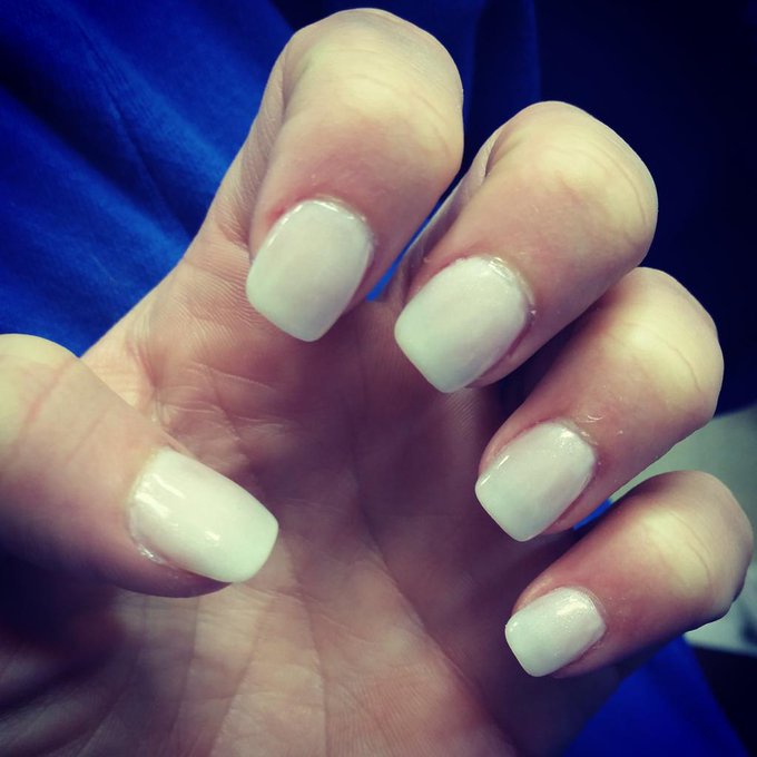 Fresh nails http://t.co/AIrTmhmL0b