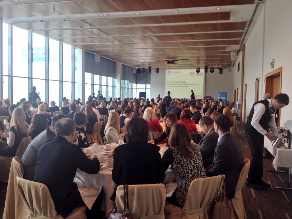What a great start of the day with 200 representatives of our members. #AmChamBB