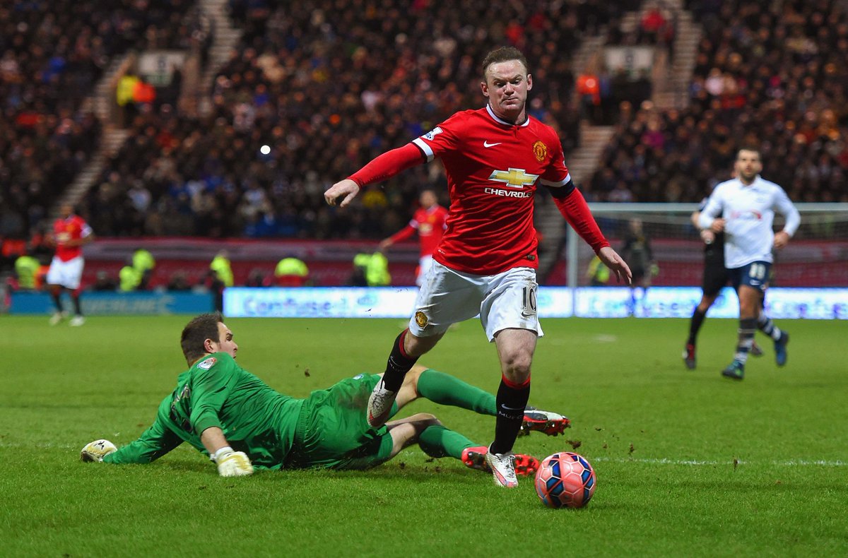 boxing_ts's tweet image. SPORTS BREAKFAST POLL:

Did #MUFC's Rooney dive to win his penalty against Preston last night?

RT - Yes
FAV - No