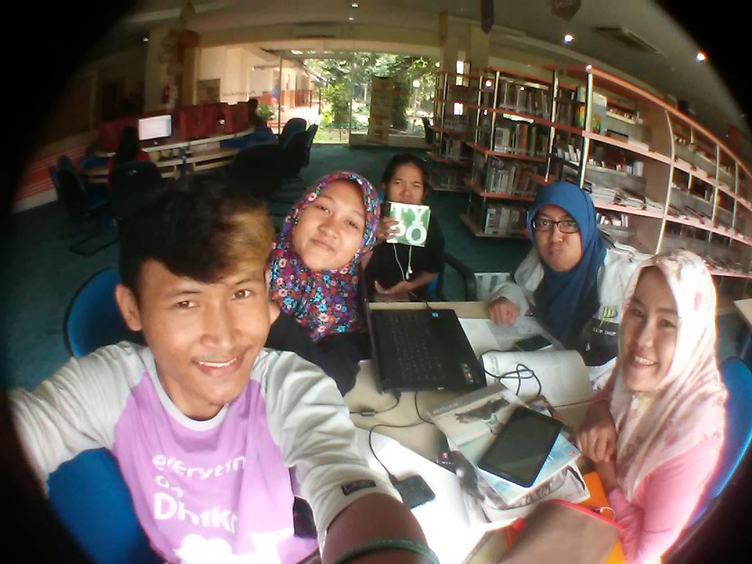 Anak perpus aned khan ya 😃 @RismaAfifah <a href="/usopiaw/">Sofia Ulfa</a> <a href="/Fairuzamelinda/">Amelinda</a> <a href="/sanafurampuA/">yoyoyo</a> ✌✌