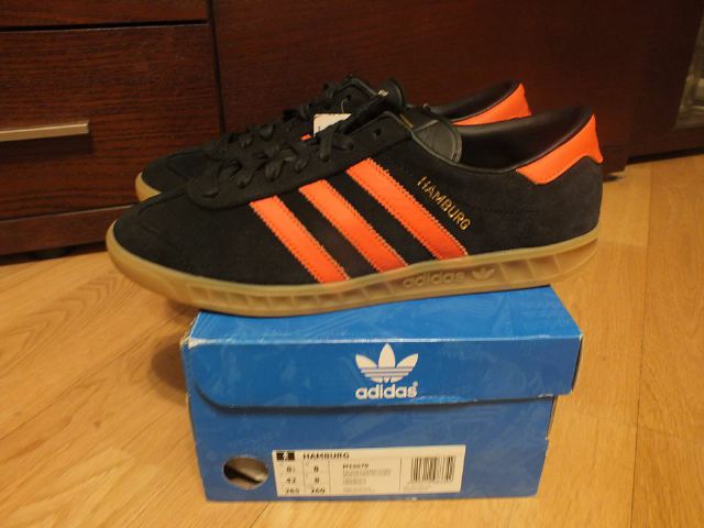 AllDaySneakers's tweet photo. open PO Hamburg Brusells. size 8uk (42). 1.750k ( otw Indo). cek bio @kickSolution @BADE_Official #ADSsale http://t.co/nqD6iD55Sv