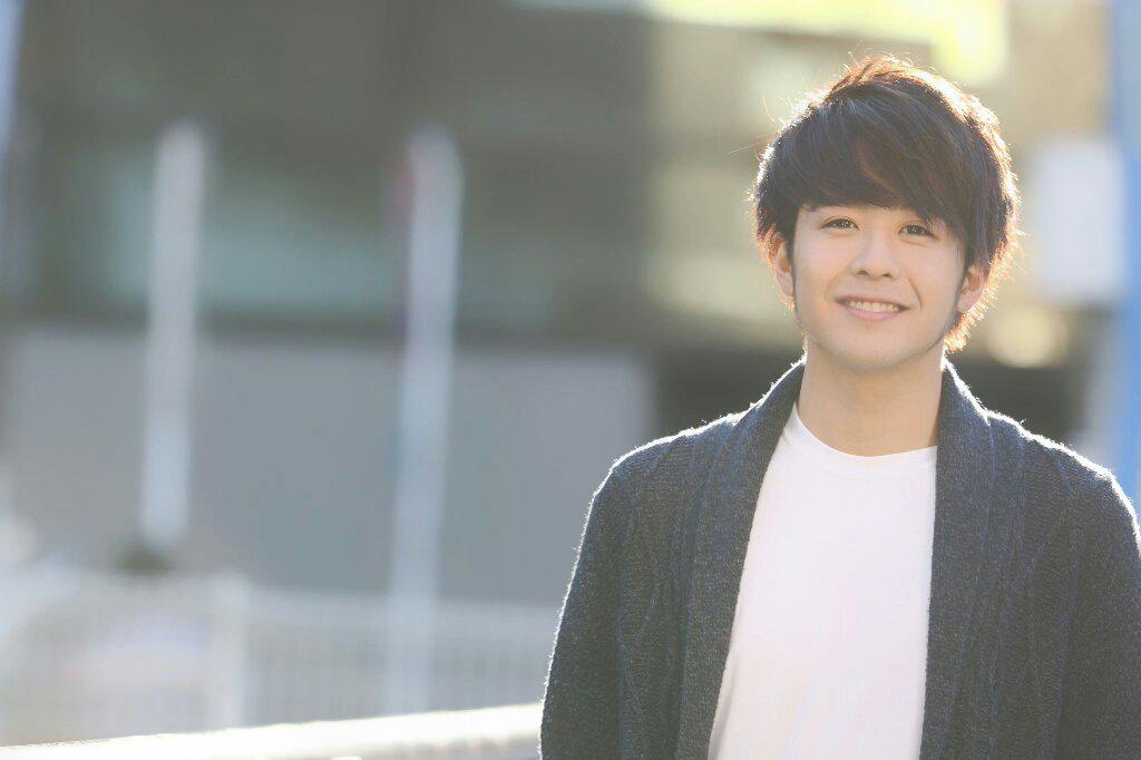 O Xrhsths 岡田 英明 Sto Twitter 岡田英明 歳 俳優歌手モデル 週刊exile Tbc Tcp出演 皆応援してね O 広めてー O 拡散希望 自発ほしい こういうの久々 リツイートほしいー 応援してね O Http T Co Ak5kqa9fog
