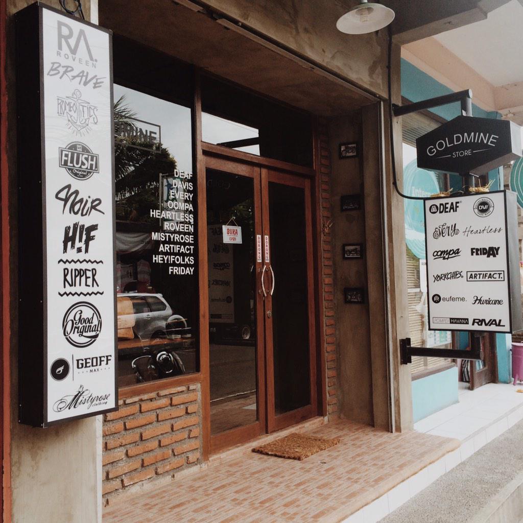 Silahkan kunjungi toko kita di Jalan Raya Peliatan Ubud Gianyar Bali :)