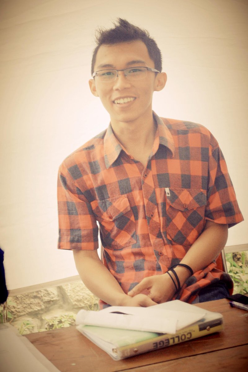 Iki nawakku kesuwen jomblo RT @JeJheJai: kulo tumut nggeh min..1 ae <a href="/SoalMalangan/">IG: @soalmalangan</a> #Jomblounyu