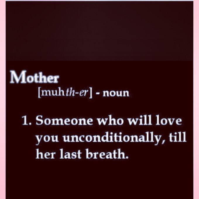 TunkuFitry's tweet photo. I miss you Ma. Sending my love to you. From Jeddah http://t.co/gJWTH6ApR6
