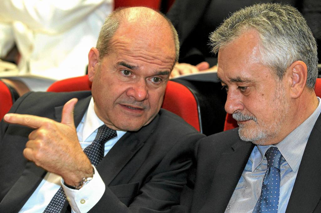 expansioncom's tweet photo. #Ampliamos El Supremo cita como imputados a Chaves y Griñán por el 'caso de los ERE'. http://t.co/0vbE2mqJ6D http://t.co/vIY7mea1Aq