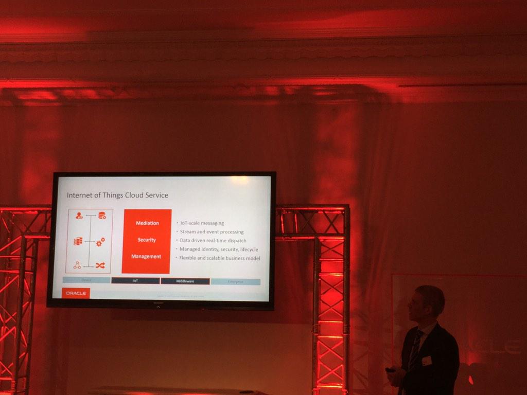 ISAPOLO74's tweet image. #digitaltransformationforum Daniel Healy IoT main blocks