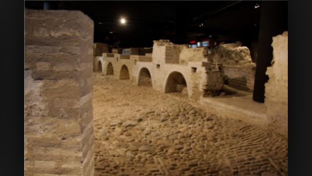 "PONCIO PILATO" vuelve a Sevilla
Desde 27 Feb en Castillo de San Jorge (Triana) youtu.be/9WPGxU742jg #PilatoSevilla