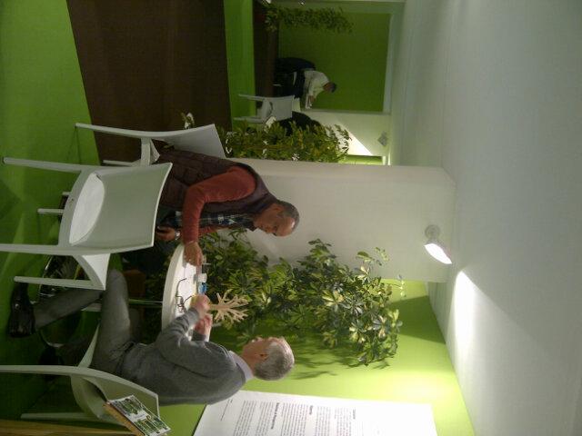 VegepolysCom's tweet photo. Rdv business #vibe vegpolys au salon du vegetal c'est parti http://t.co/I6Xnjl6cMW
