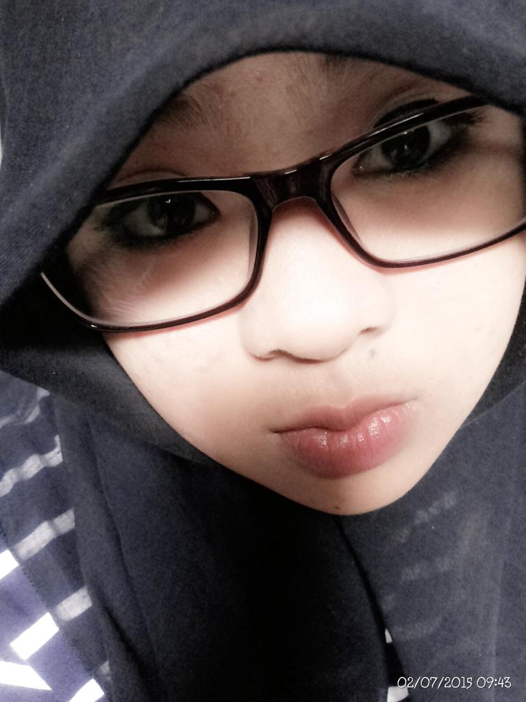 RiharF tweet picture