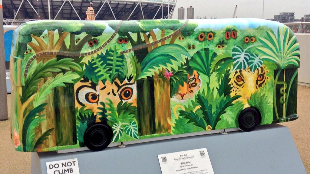 ElmoMay96x's tweet photo. #London #olympicpark #bustrail #art #buses #designs http://t.co/TEyC3LUmRa