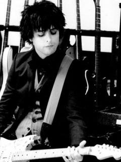 Happy Birthday Billie Joe Armstrong! 100 years! :* 