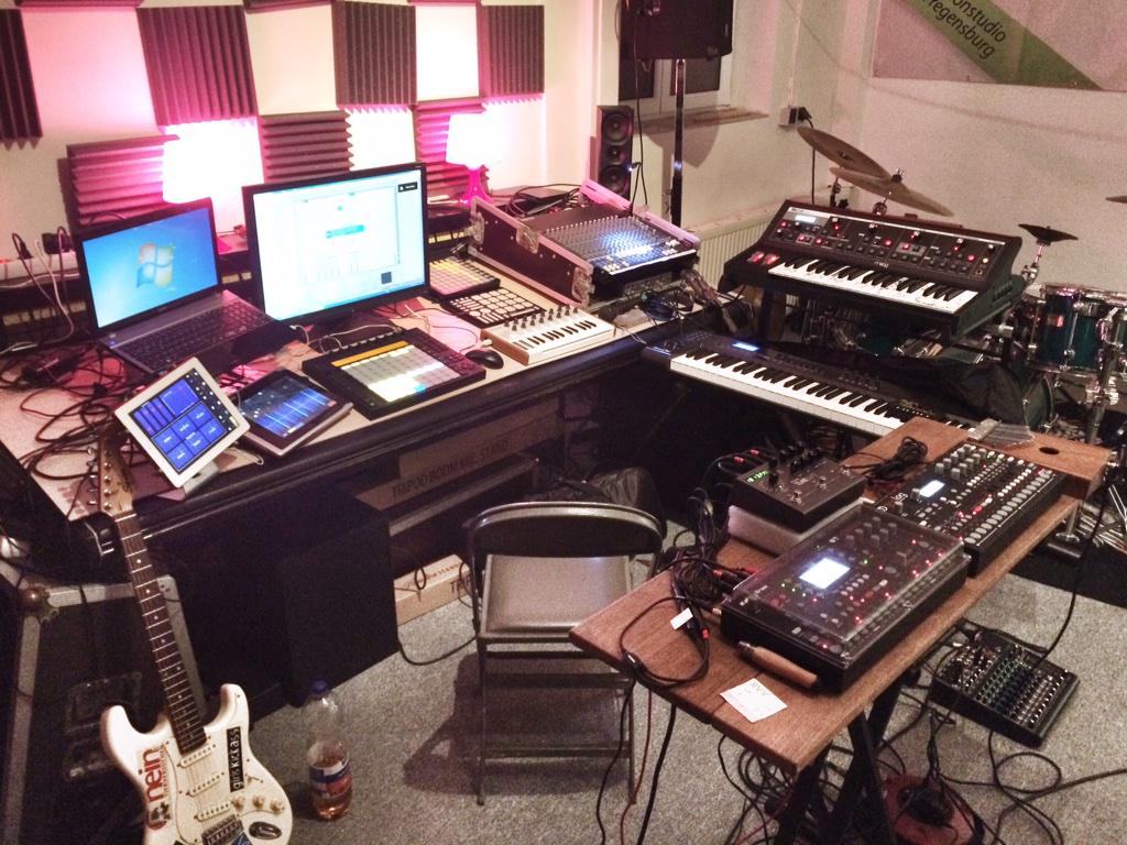 David Grosser tweet media