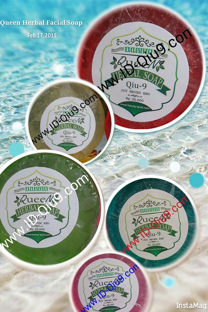 Queen Herbal Facial Soap hadir dengan 5 varian aroma yang menyegarkan...