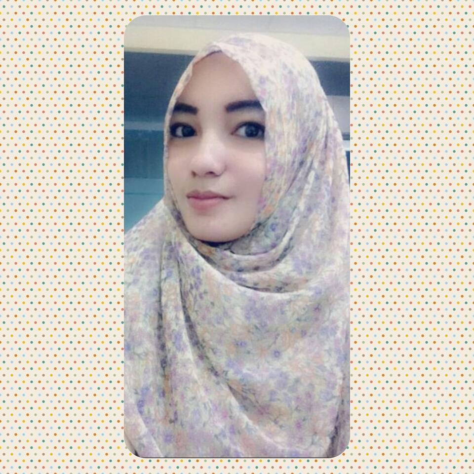 bidadarijilbab's tweet photo. #B0013 pasti giat kerja kalo ada temen kantor kayak gini #jilbab #hijab #bidadari #cantik @putry_viant http://t.co/heQlOxOEBZ