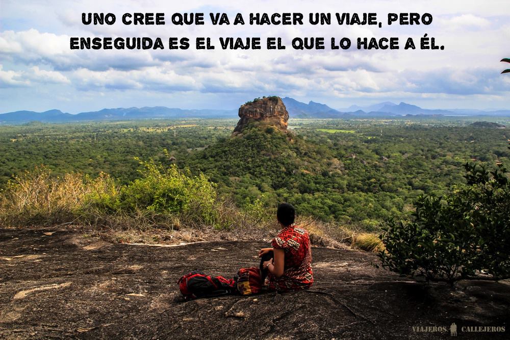 viajeroscalle's tweet photo. "Uno cree que va a hacer un viaje, pero enseguida es el viaje el que lo hace a él." http://t.co/oU3rxbrPdh