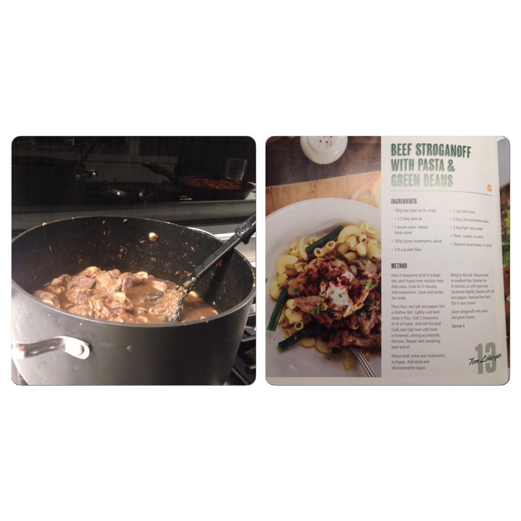 Sarzieb's tweet photo. Whipping up beef stroganoff with pasta &amp; green beans #thankstom #healthycats @GeelongCats @tomlonergan13 http://t.co/PaGVgJZ0t6