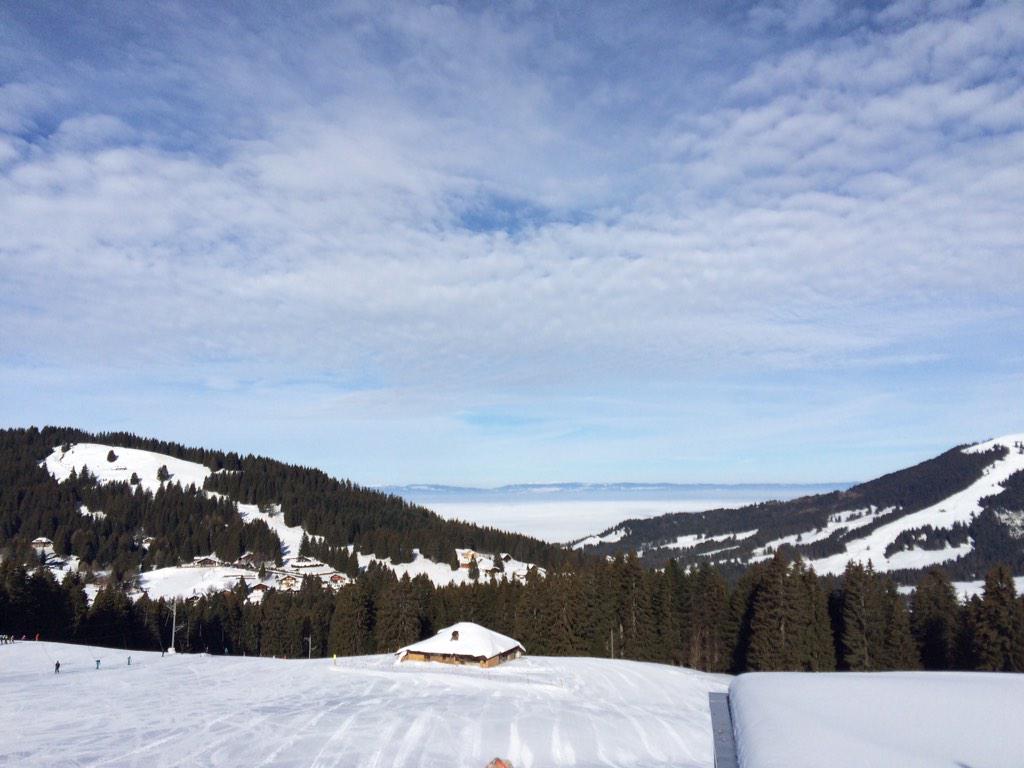StephaniePittet's tweet photo. Plaisirs du #ski aux #Paccots http://t.co/4iDaInhTkX