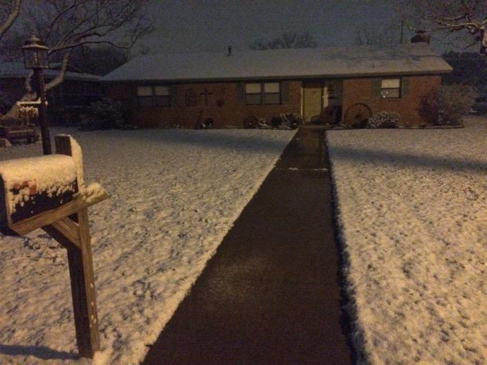 "Walkin' in a Winter Wonderland"
Is this Boston?  ❄️⛄️❄️#snowday!