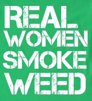 HighChickThough's tweet image. #girlswhosmoke #420 #girlsthattoke #highchicks