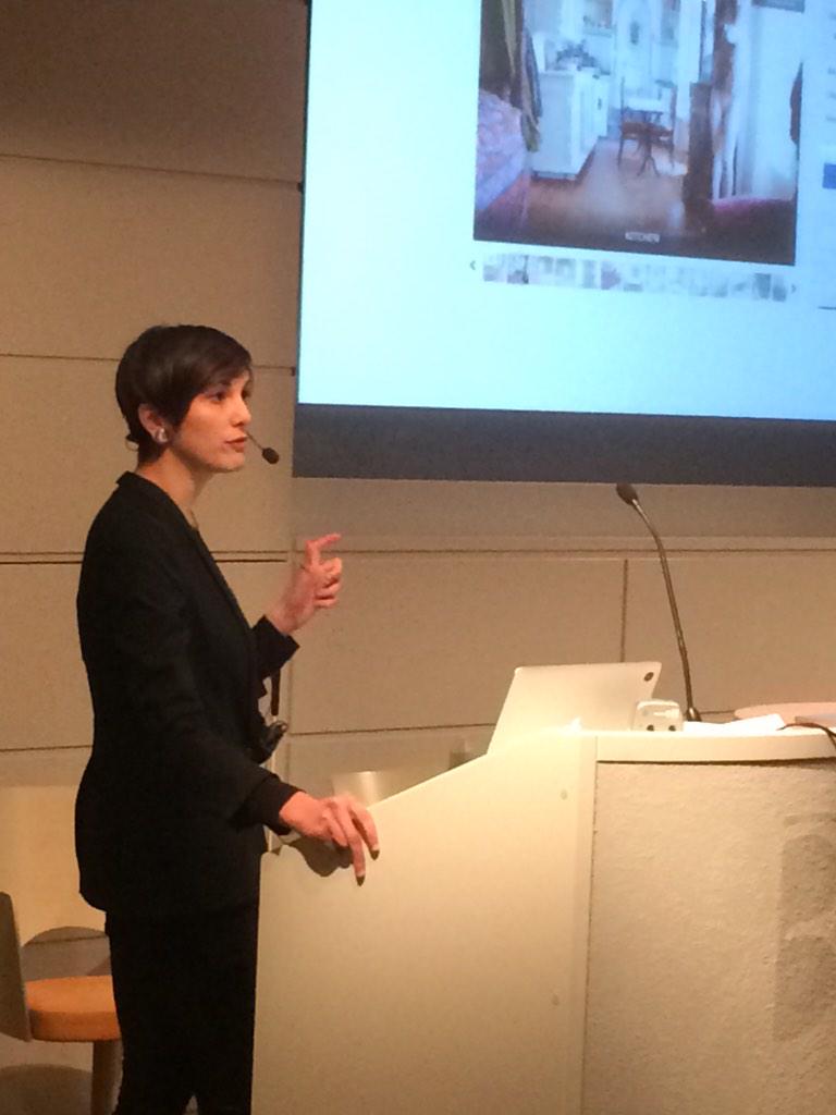 fransborgstrand's tweet photo. @mobiento's Zelia @ilovegraphics gives a presentation on how to design for conversion at Atomer &amp; Bitar mhandel conf http://t.co/UUYTxSYOyv