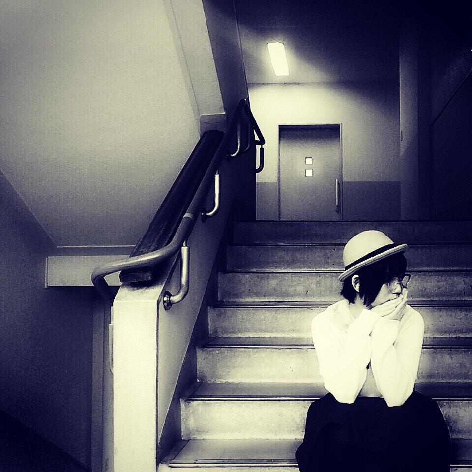 makcameran's tweet photo. #selfportrait
#mskphoto
#school http://t.co/I9tfrvafIu