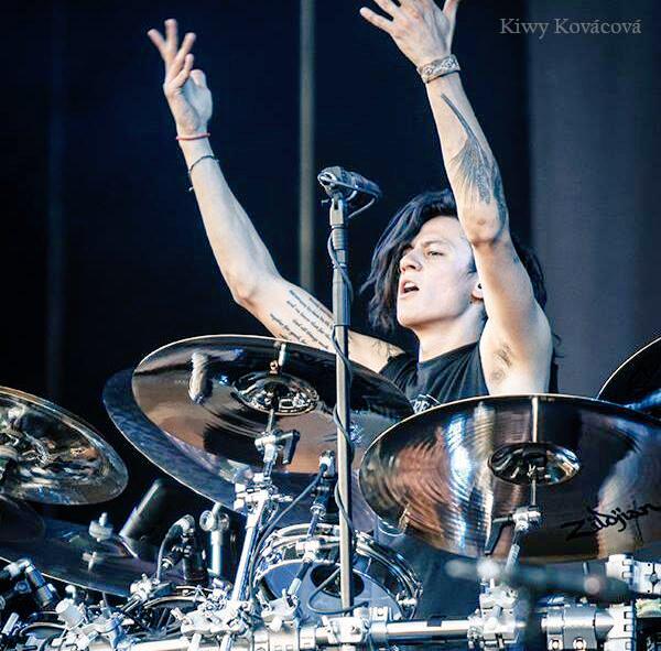 Happy 27th Birthday to Mr. Arin Ilejay!    