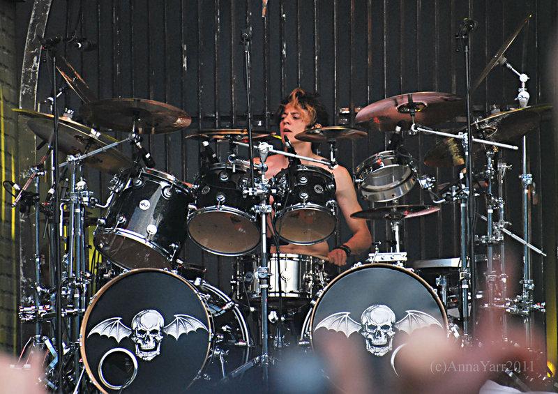 \" happy birthday arin ilejay  uM