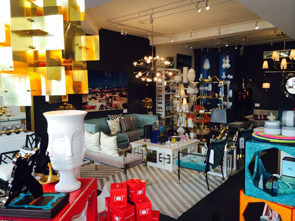 Lovely to visit the <a href="/jonathanadler/">Jonathan Adler</a> store in notting hill today with @scportraitcomms