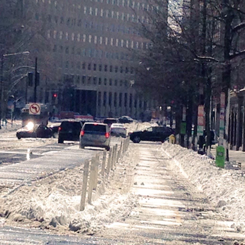luzcita's tweet image. Not that many people are out riding today, but this is what bike lanes look like out there. Good luck, bikers.