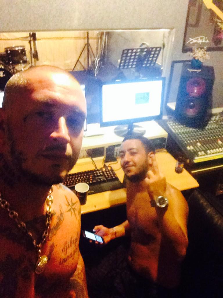 sethgueko's tweet photo. En studio avec @Lacrim_Officiel #phuket #patongcitygang #sethguekobar #PROFESSEURPUNCHLINE http://t.co/l7Ogv43oGv