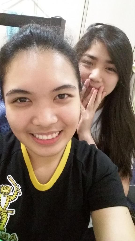 leacblz's tweet photo. Happy birthday blsssng :* #thescripted #huggableako #magandaako #FatTuesday @Blsssng http://t.co/vgMussoIQ6