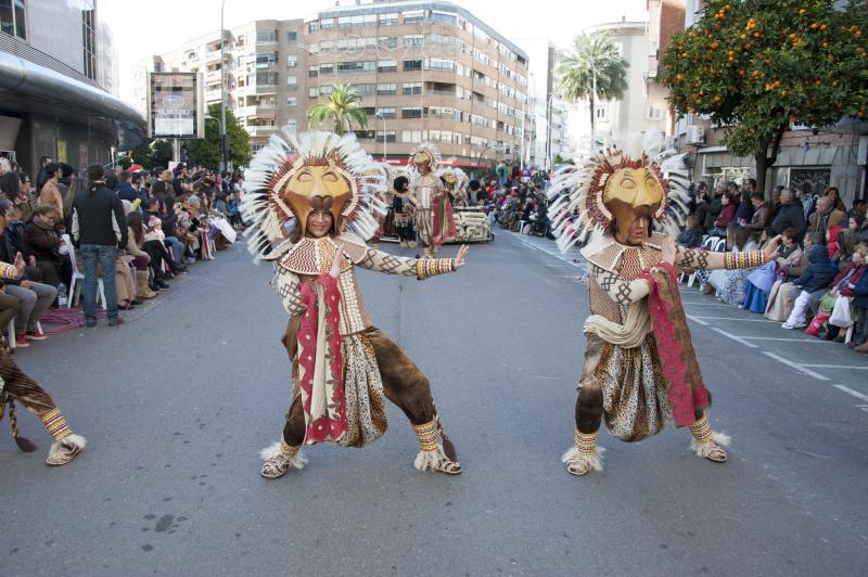 FOTOS | Nuestras galerías de fotos del desfile de comparsas de Badajoz, entre lo más visto  hoy.es/fotos/carnaval…