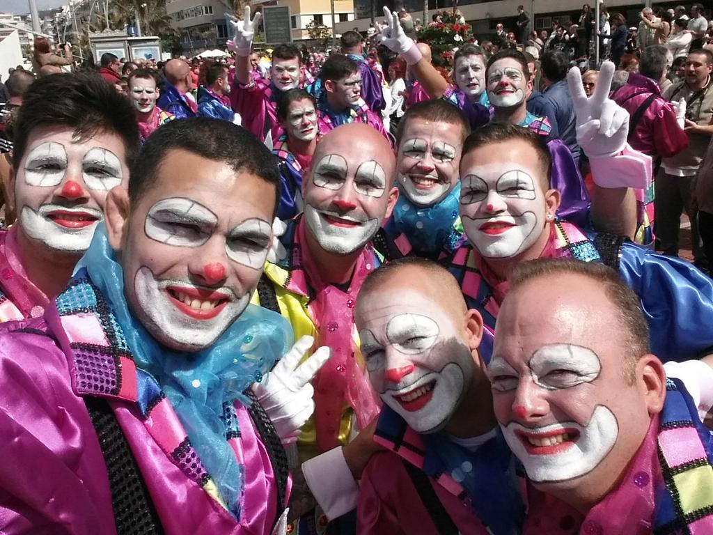 mickiebjj's tweet photo. Cabalgata de las canteras.. mandate otra http://t.co/p2lkhU3uak