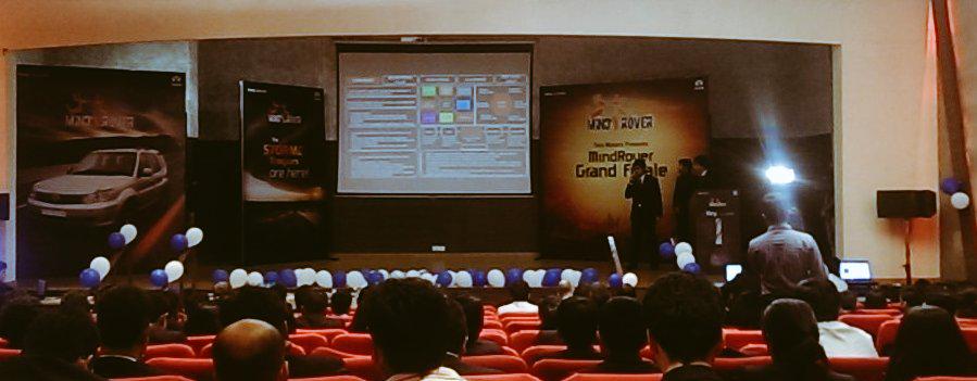 iamdhairya's tweet photo. Team #tictactoe takes the stage..  #HappyHourAtMindRover #mindrover @TataMotors http://t.co/KcohMEm0XF