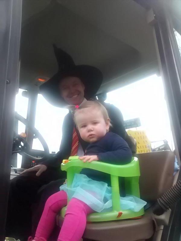 Laatste rondje op dolle dinsdag, dit keer met goedgek-kidsclub. <a href="/JohnDeere/">John Deere USA</a>