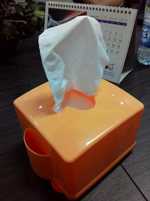 aaikhfa's tweet photo. tisu dan kalender http://t.co/xRlJ1r36sg