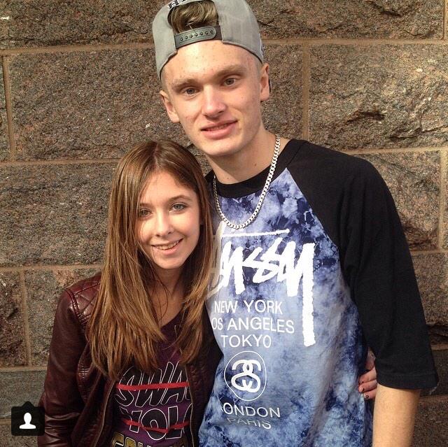 Happy 17th birthday I hope you have the best day and I love you so much 
