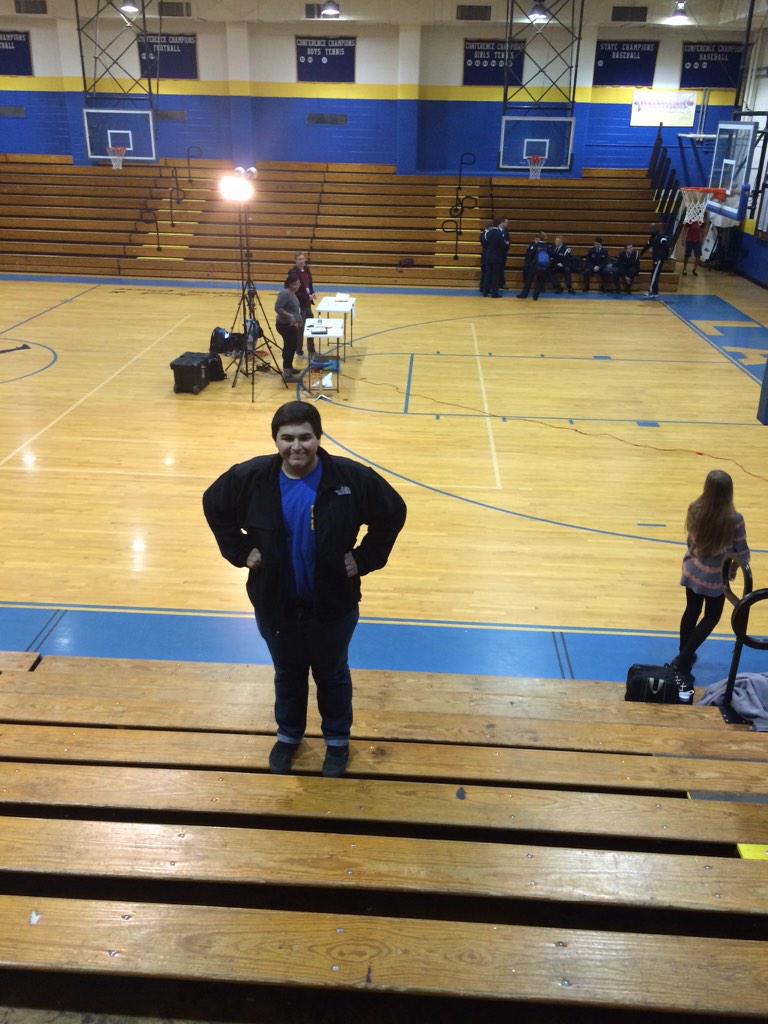 Laneyyearbook's tweet photo. Club picture day is starting 🎉🎉 and @__niicckk is so excited http://t.co/1MagIrarCT