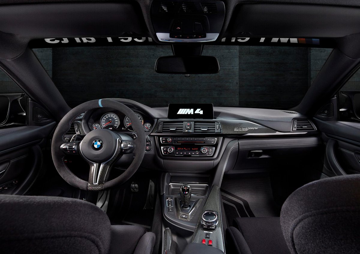 ShowDreamCar's tweet photo. This #BMW http://t.co/hQF2zawC5X http://t.co/47d1LSBmsP @DomenicoBeau @cbm76 @AguiarRoger1 @bimmer_store @TomFiorentino65 @Furkanbayram585 !