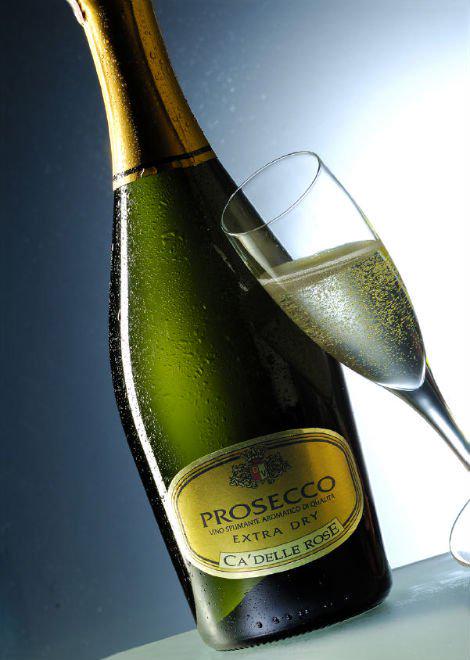 TheAdamWilcox's tweet photo. Deals on Prosecco from Thursday onwards. Perfect for the ladies. http://t.co/io5lPXhYjh