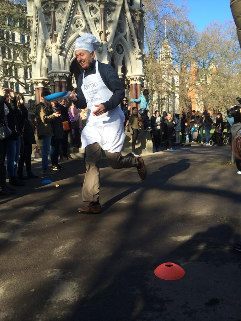 DaisyDuck2109's tweet photo. Really enjoyed the @Flip4Rehab race this morning. MPs v the Media. http://t.co/A668jD3ABB