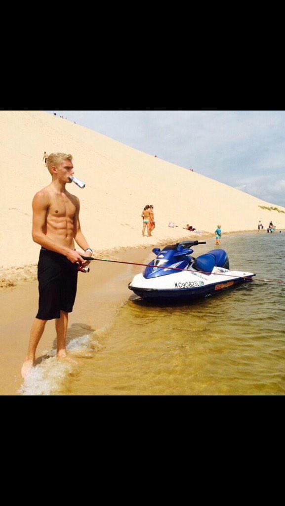 Happy birthday to an amazing person. I hope you have a really good day   