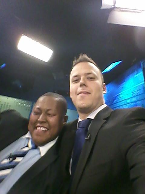 cnbcafrica's tweet photo. #SSOLEAGUE : 1ST semi final - Will it be #Kaylive @CliveRaSmith or #Running @GaryBooysen ? Tweet using unique hashtag http://t.co/fmeBNfATeq