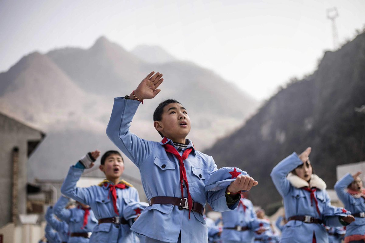 timepictures's tweet photo. See the patriotic Red Army school students in China | http://t.co/k95eGEv9pW
Photo:Fred Dufour—AFP/@GettyImages http://t.co/a96T4eCCT9