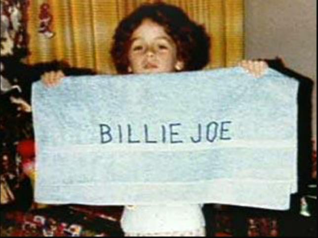     HAPPY F×CKING 43rd BIRTHDAY TO ONE OF MY INSPIRATIONS, BILLIE JOE ARMSTRONG. HAVE A ROCKING ASS DAY    