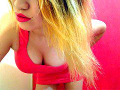 WebcamLatinas's tweet photo. Las mejores chicas webcam #online TETAS, CULO, sexo, entra ya!!! 
http://t.co/aJj0aXYn9P http://t.co/lJ9DbEqSxE