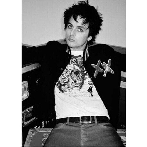 Happy 43rd Birthday to the one and only Billie Joe Armstrong!!   