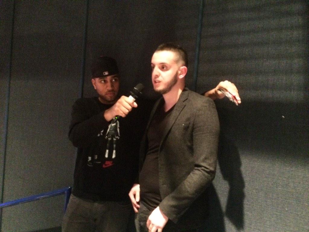 En de prijs van @YoungNieuwWest voor maatschappelijke betrokkenheid in #NieuwWest gaat naar... #AmsterdamHelpt!