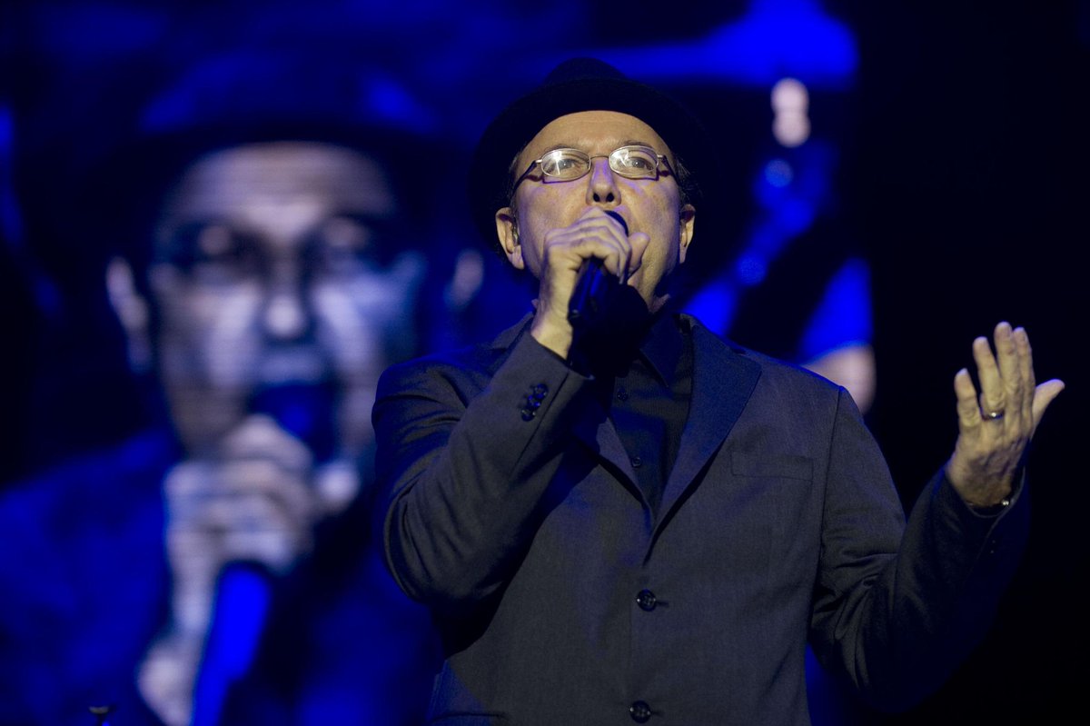 lafm's tweet photo. El problema que se armó en el Carnaval de Barranquilla por presentación de Rubén Blades http://t.co/e9SSjVjTTm http://t.co/RayV4j1hNS
